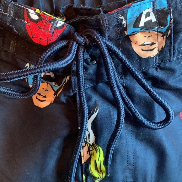 Marvel swim - Picture 3 of 9